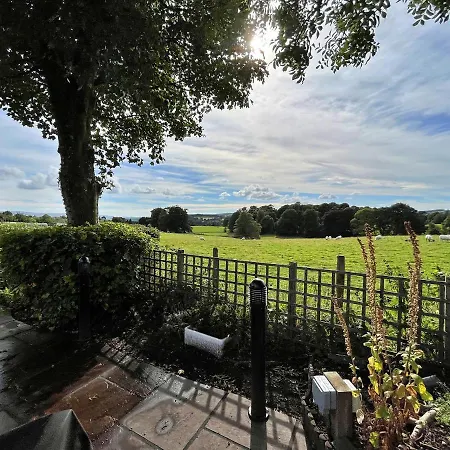 Finest Retreats - Ivy *