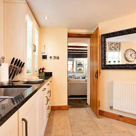 Finest Retreats - Ivy بيت للعطل