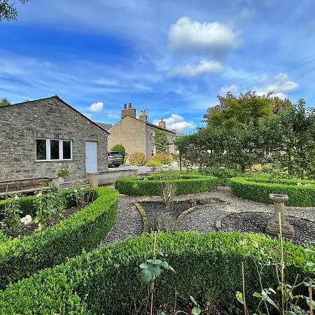 Finest Retreats - Ivy