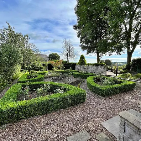 Finest Retreats - Ivy