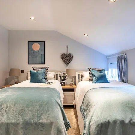 Finest Retreats - Ivy Tatil Evi Casterton